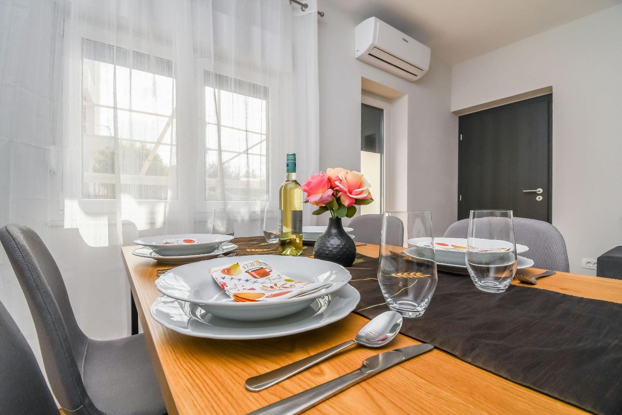 Apartments Neli Trogir Zewnętrze zdjęcie