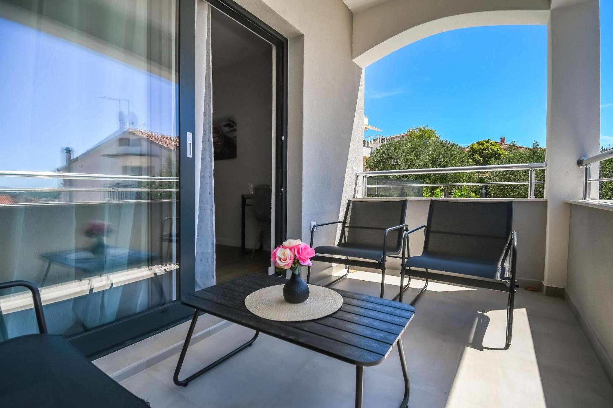 Apartments Neli Trogir Zewnętrze zdjęcie